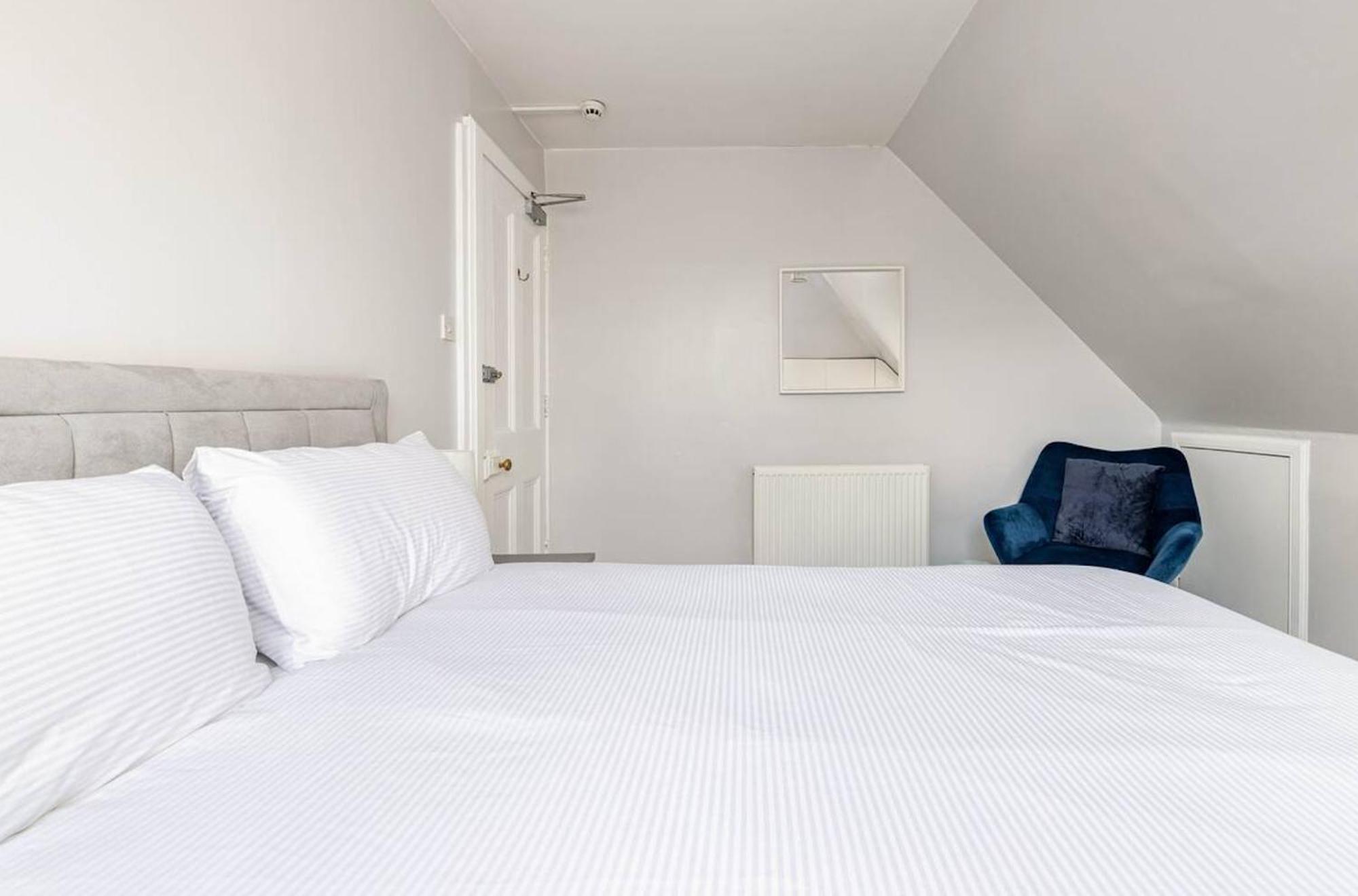 Lady Road Apartment Единбург Екстериор снимка