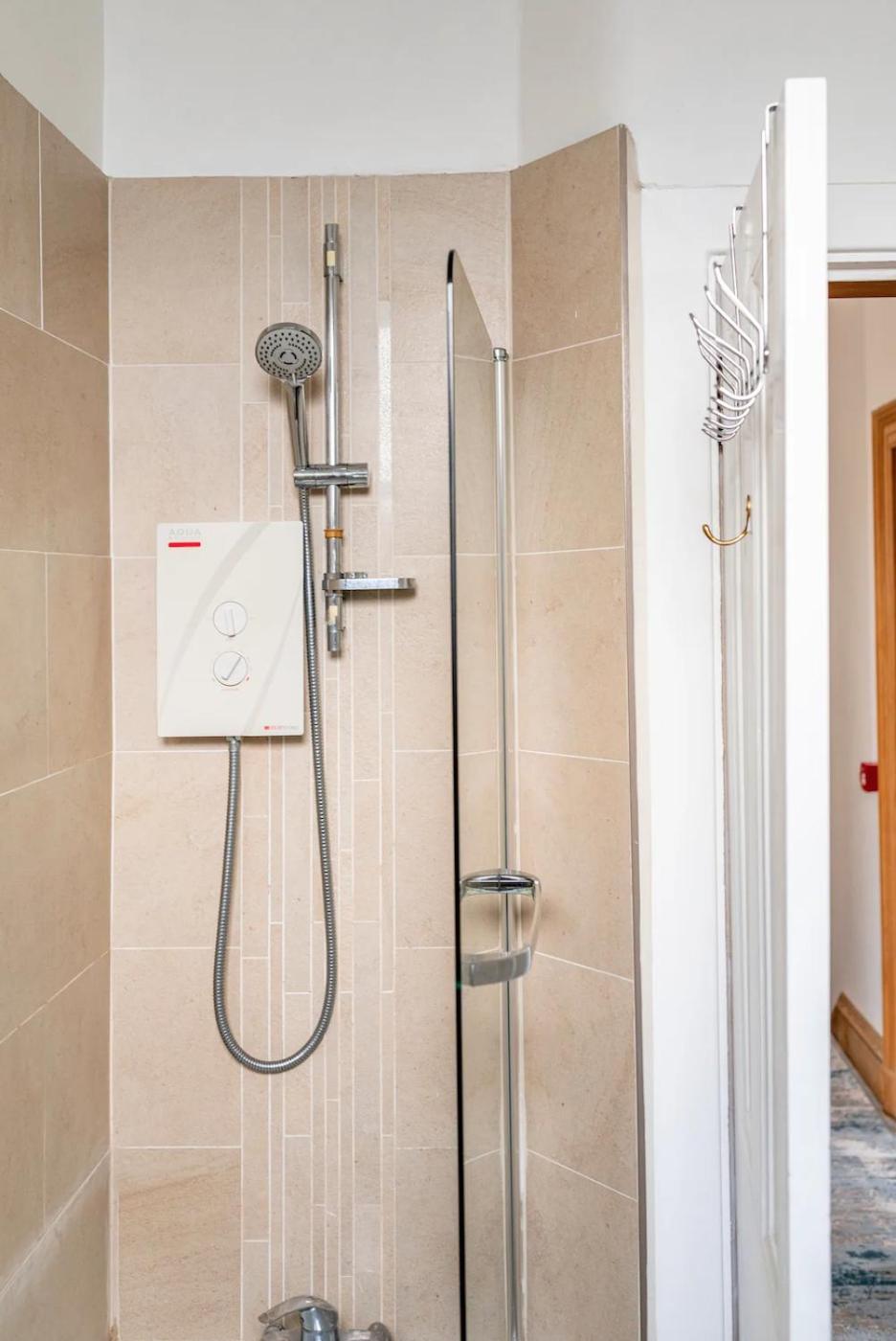 Lady Road Apartment Единбург Екстериор снимка